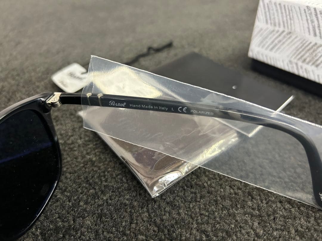 Persol ブラック サングラス ケース付き