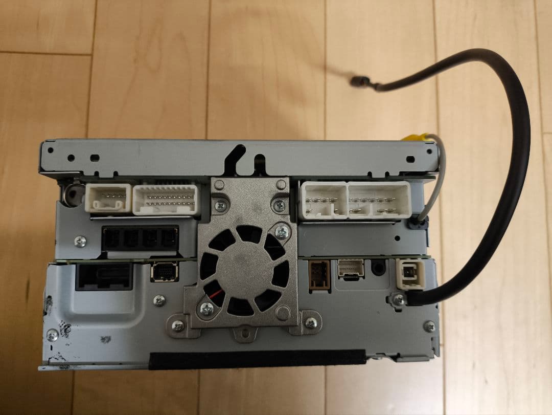 S*様 ダイハツ純正8インチ ハイエンドメモリーナビ2025年度版最新地図