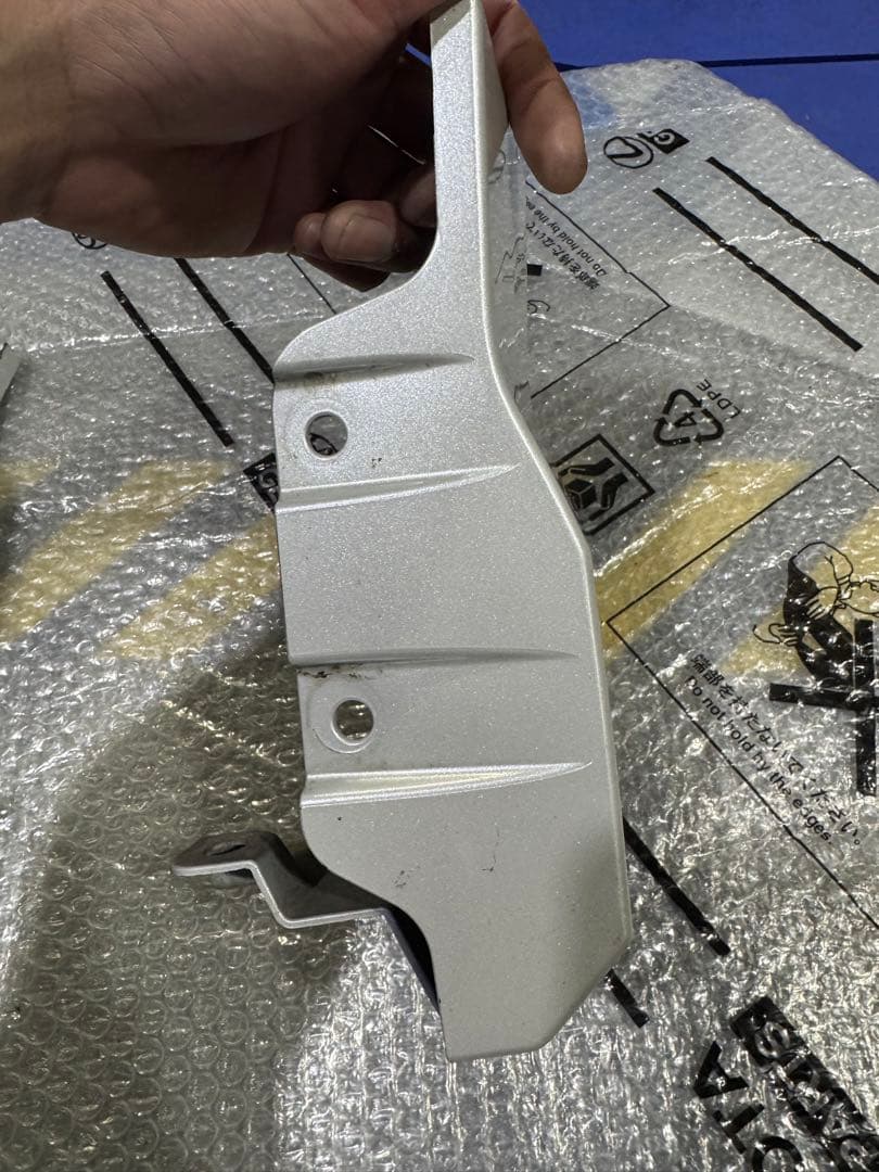 ゆ　40アルファード　モデリスタサイドエアロセット