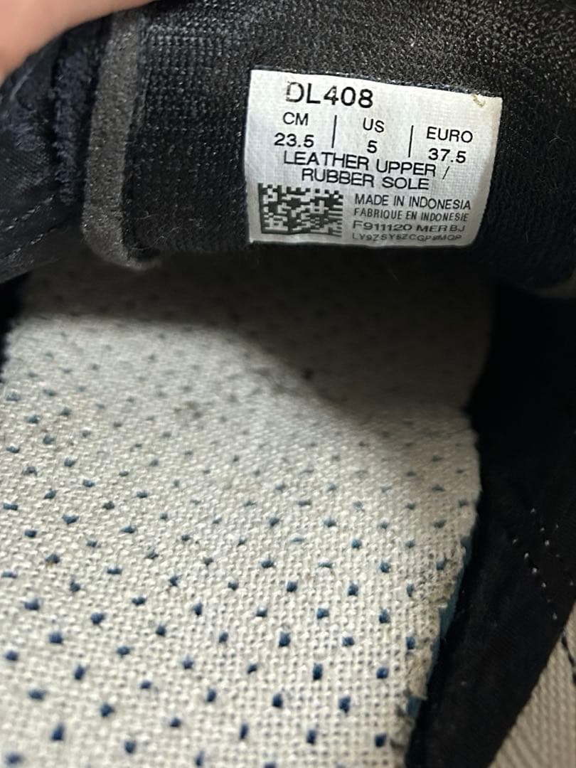 オニツカタイガー 23.5