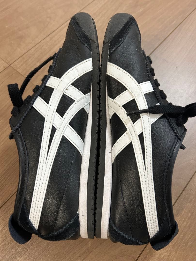 オニツカタイガー 23.5