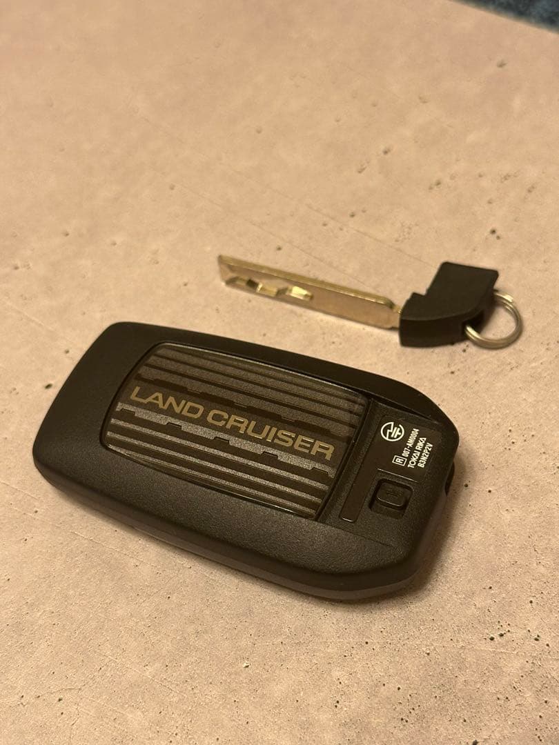 トヨタ ランドクルーザー250 スペアキー、スマートキー