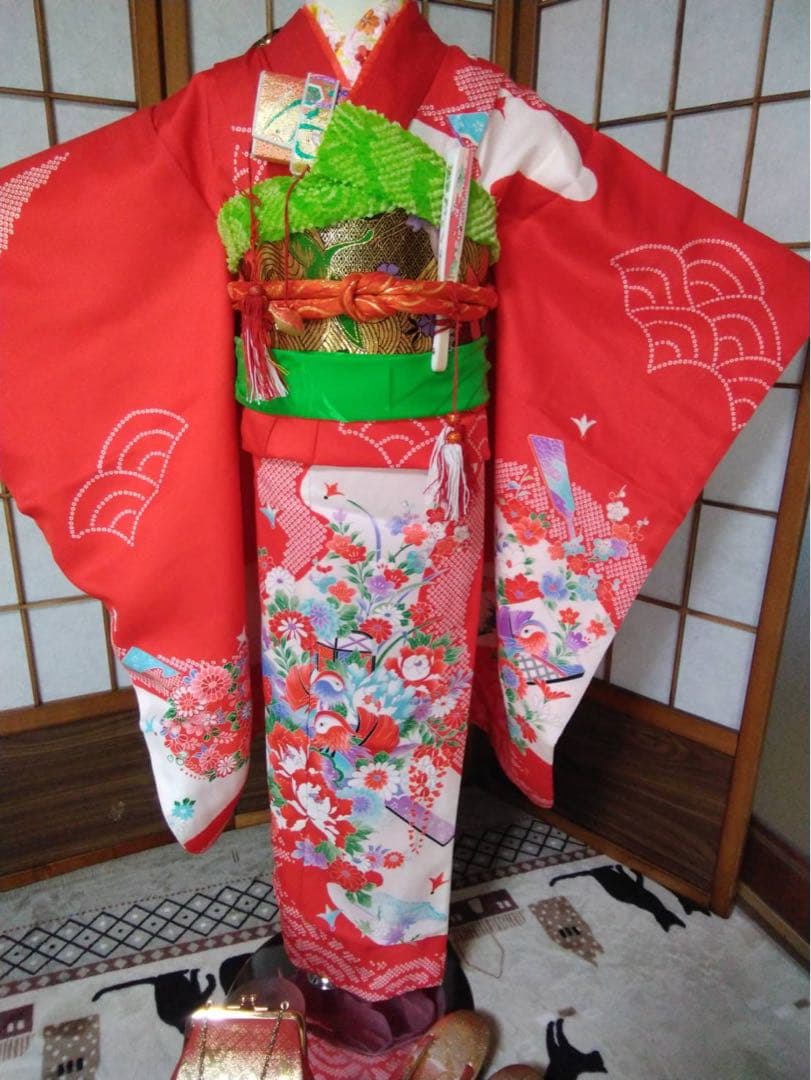ちさとです。7歳向け・化繊・お着物のセット