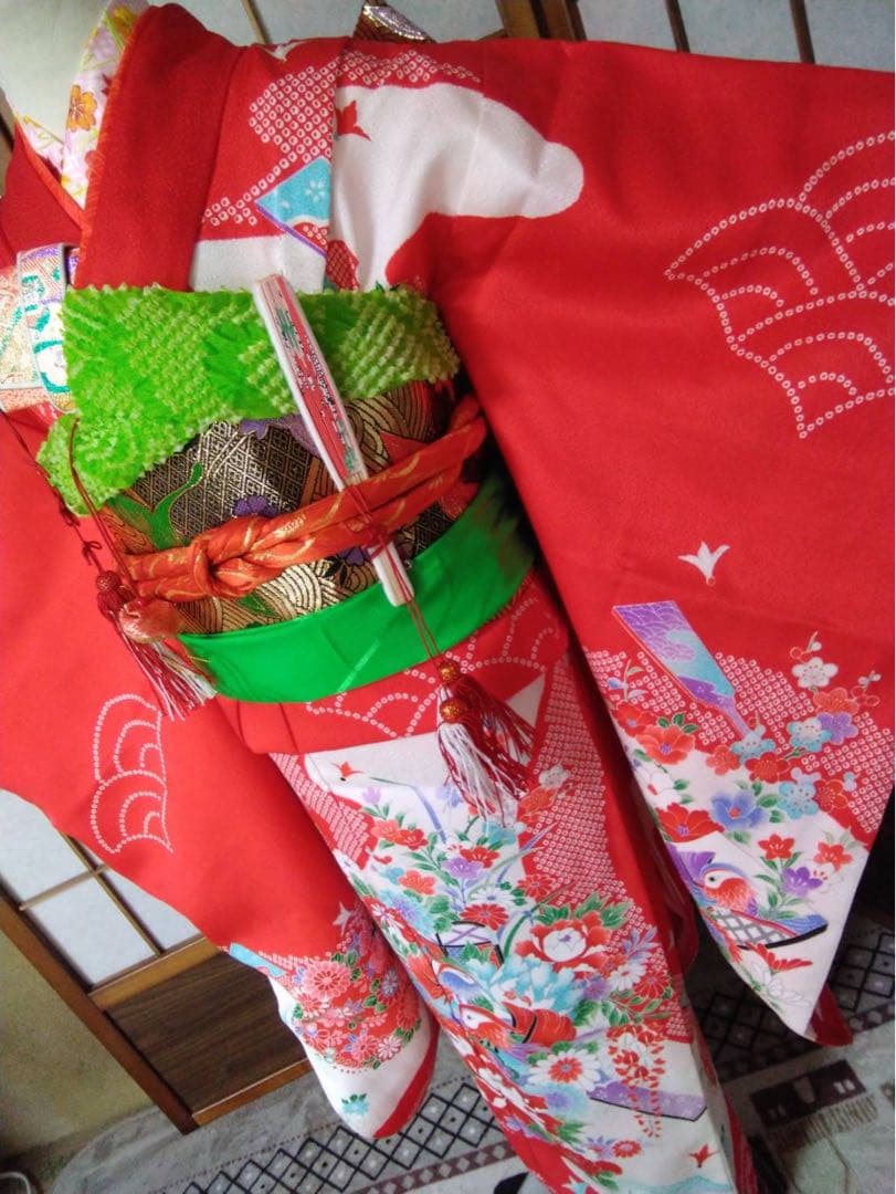 ちさとです。7歳向け・化繊・お着物のセット