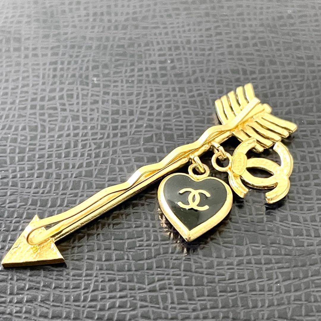 シャネル　CHANEL ヘアピン　ココマーク　ゴールド　ハート　ブラック　黒