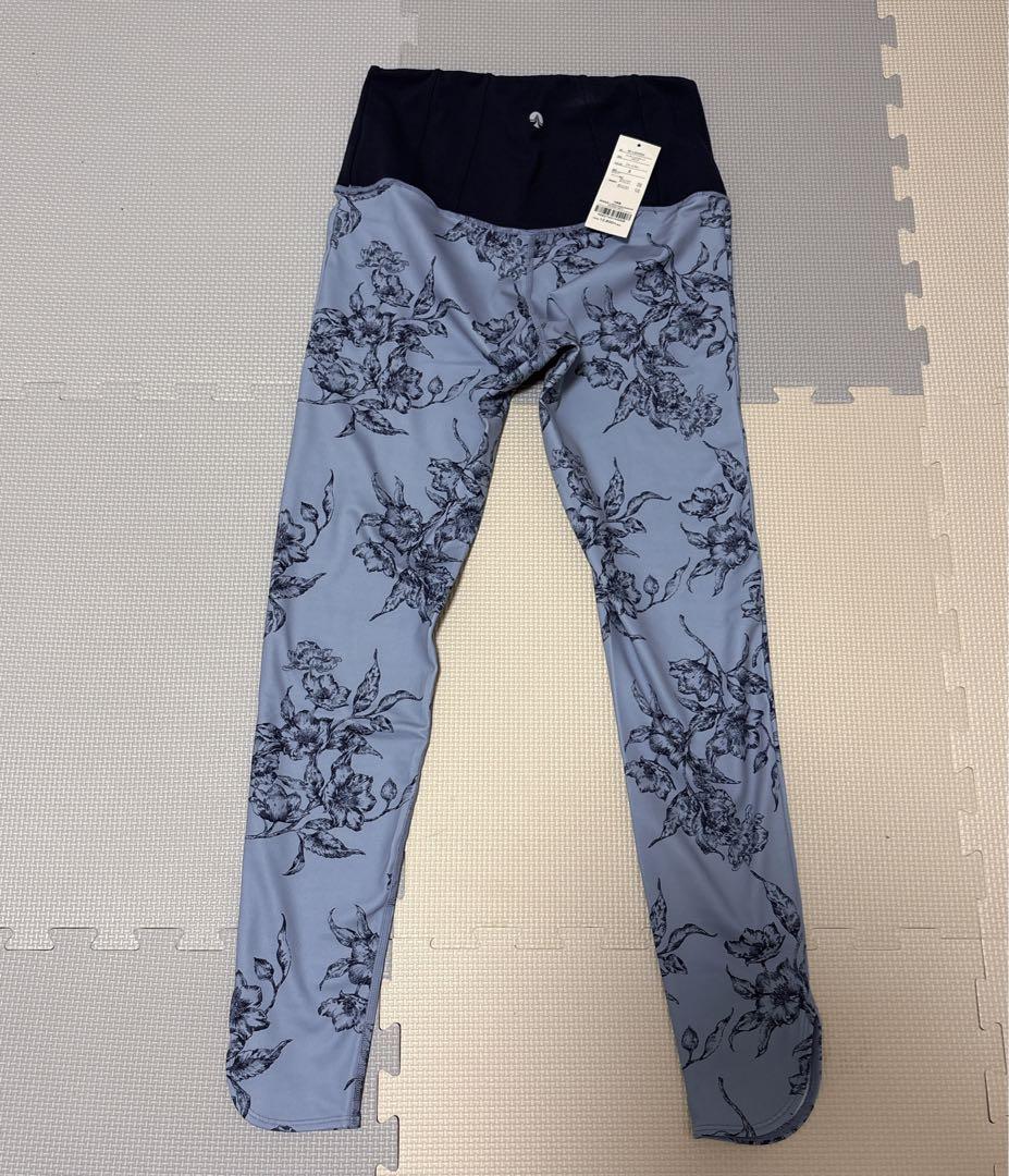 新品·未使用SUKALA アンティークプリントレギンス S スモークブルー