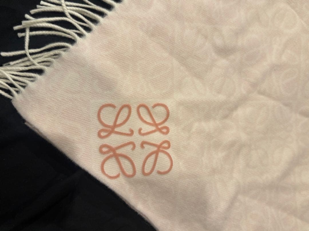 LOEWE ロエベ　マフラー　スカーフ　ピンク