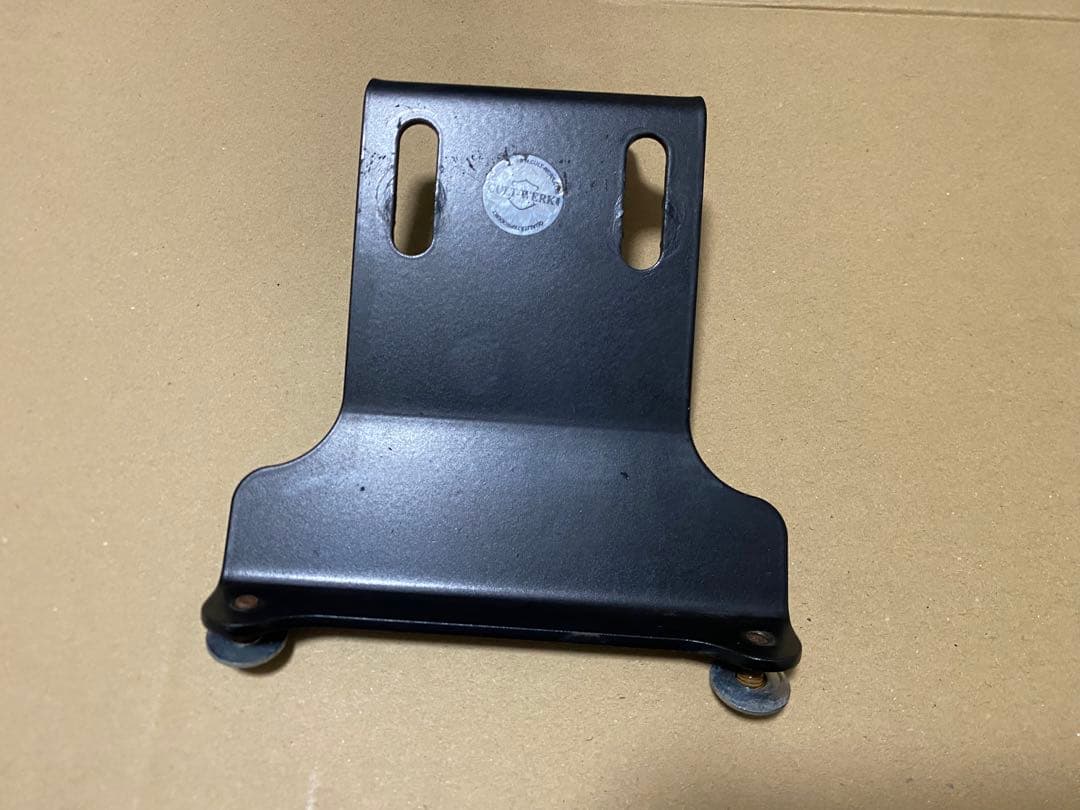 スポーツスター用チンスポイラー カルトワーク 04〜