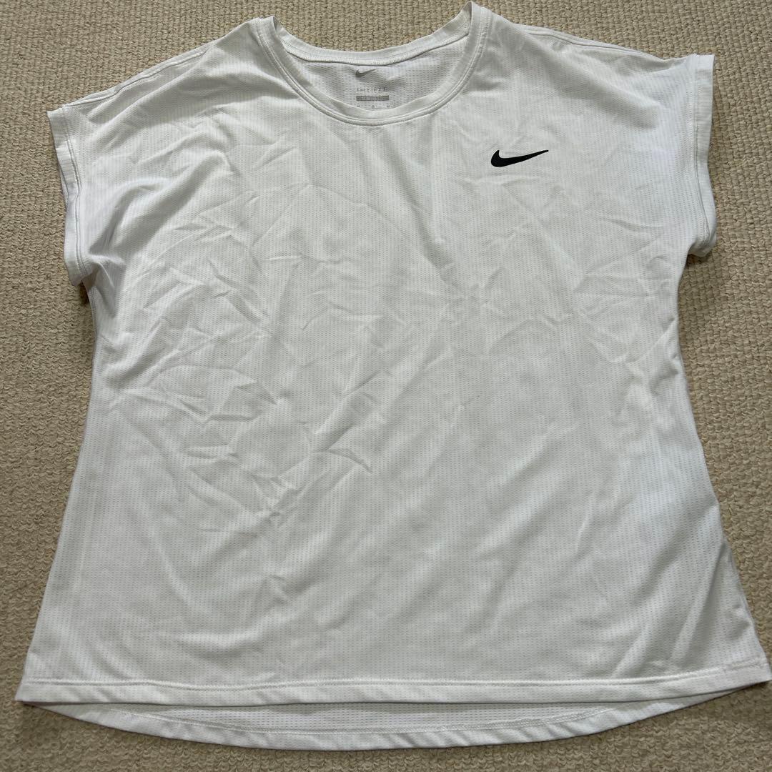 Nike テニスウェア ナイキ　海外モデル　上下セット　スコート　シャツ