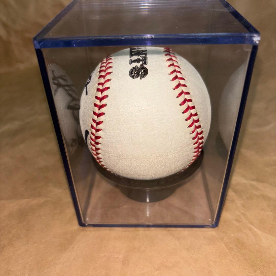 坂本勇人　直筆サインボール　61