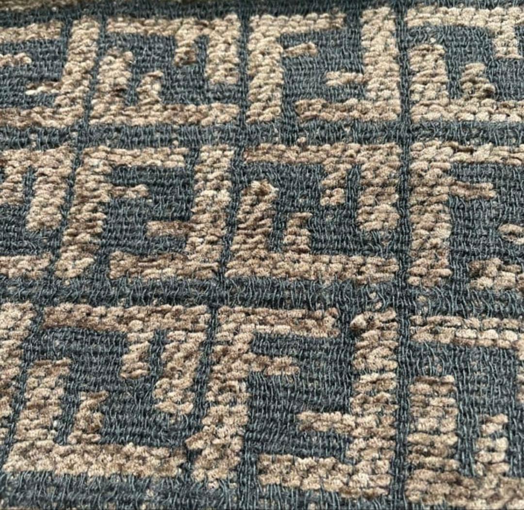 イタリア製　FENDI フェンディ ズッカ柄　マフラー 　ストール　アクリル