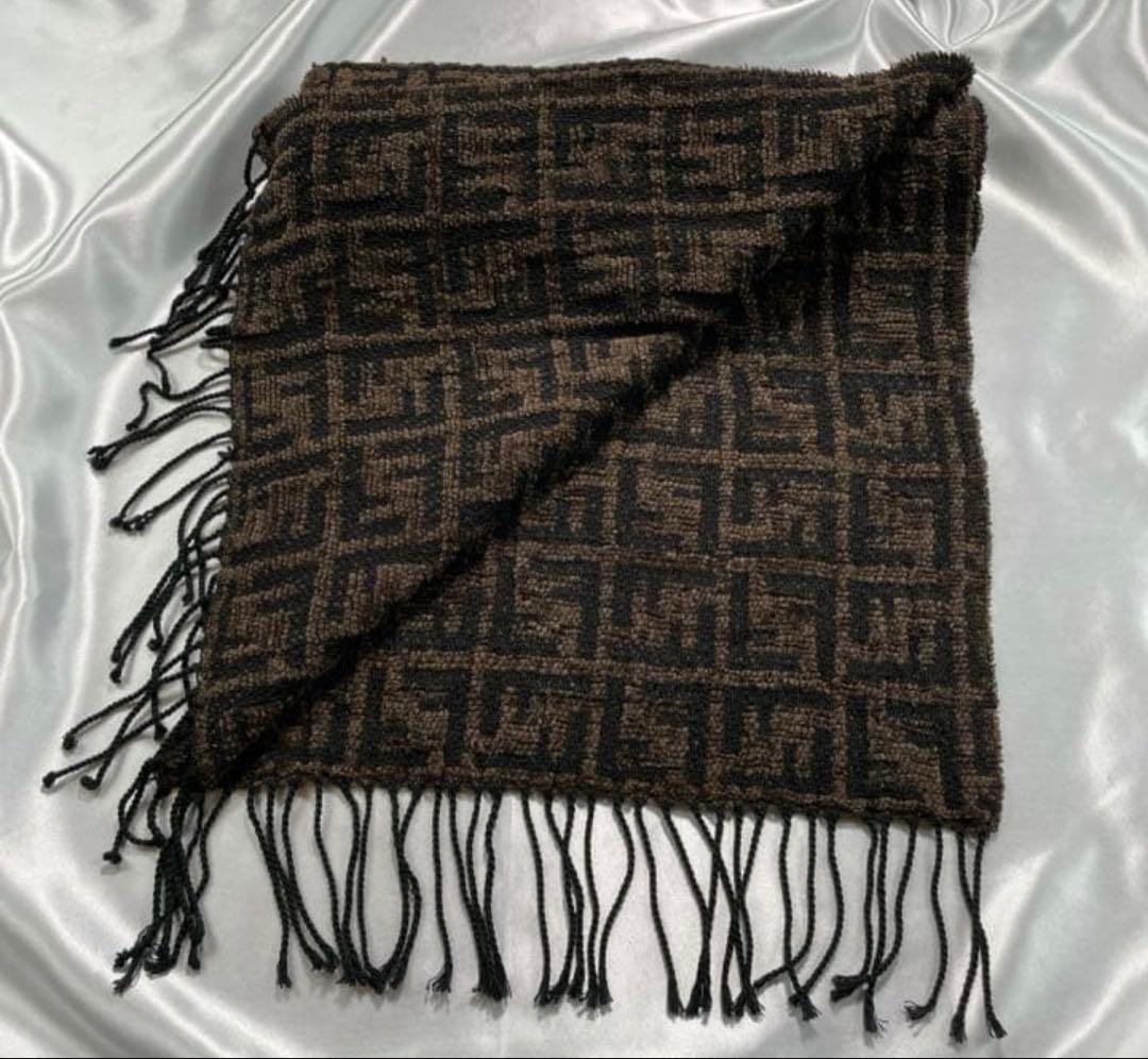 イタリア製　FENDI フェンディ ズッカ柄　マフラー 　ストール　アクリル