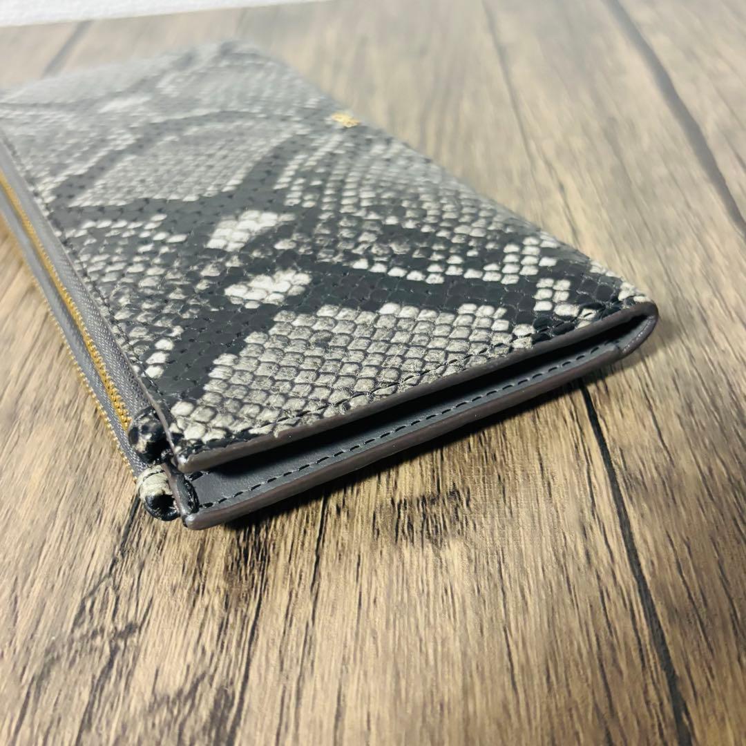 美品◎ アニヤハインドマーチ 長財布 パイソン柄 タッセル