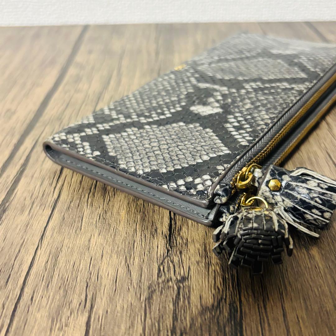美品◎ アニヤハインドマーチ 長財布 パイソン柄 タッセル