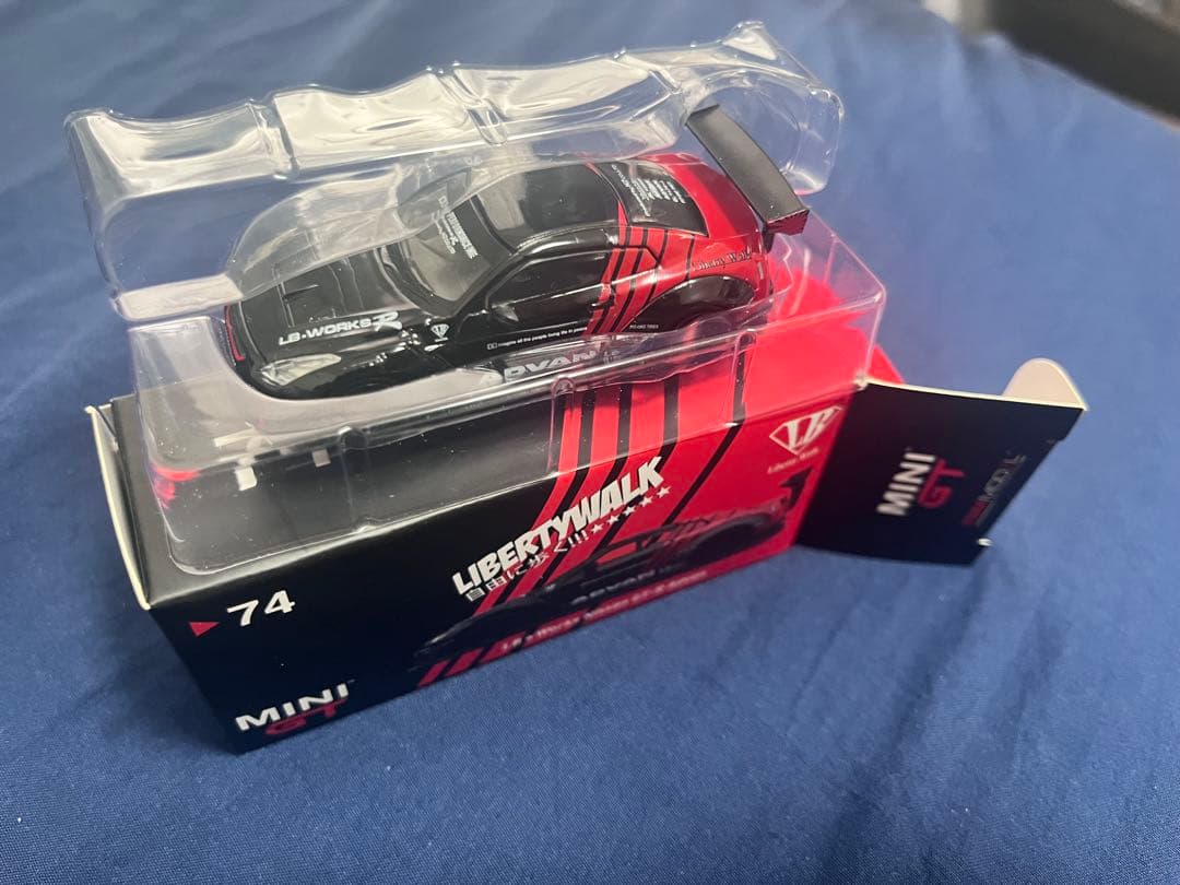 Minigt ミニGT LBWK R35 GTR トイザらス限定　NO.74