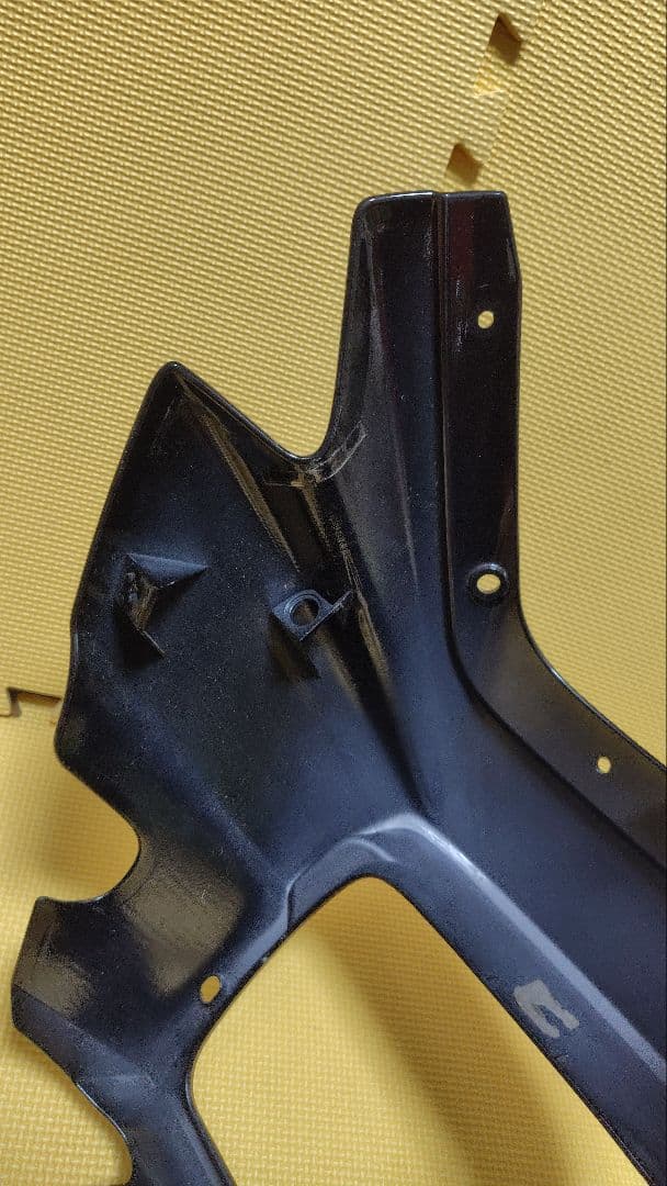 ZRX1200DAEG フロントビキニカウル　割れなし