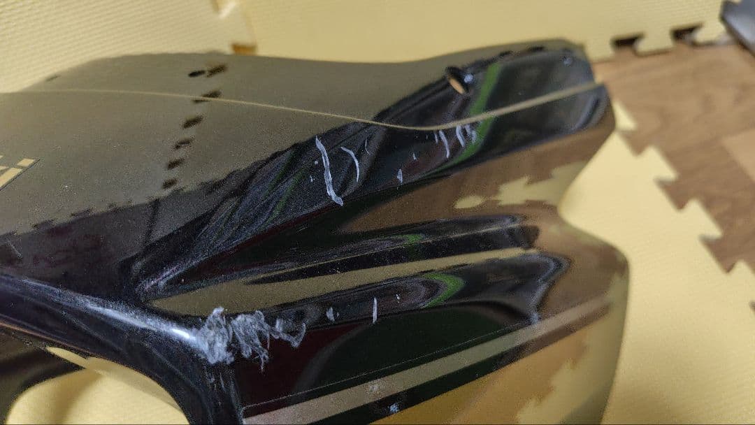 ZRX1200DAEG フロントビキニカウル　割れなし