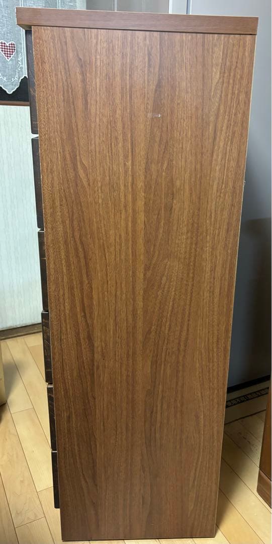 お値下げ中！！美品 チェッカーガラス　6段スリムチェスト