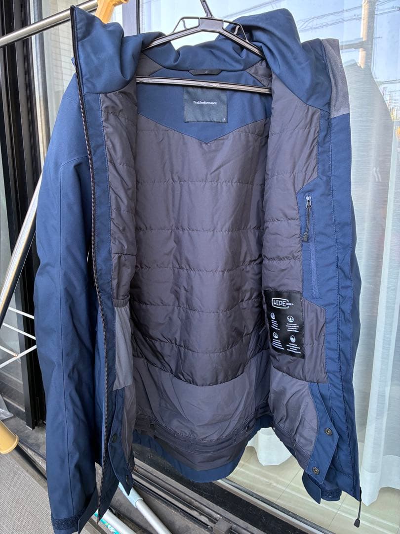 Peak Performance Maroon 上下 Ｓ(日本サイズM)