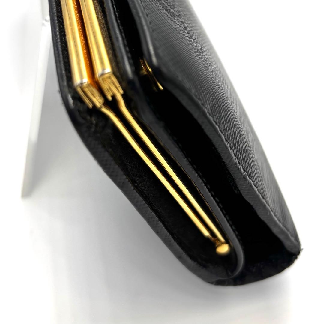 琥珀　　　　PRADA ブラックレザー 長財布　黒　プラダロゴ