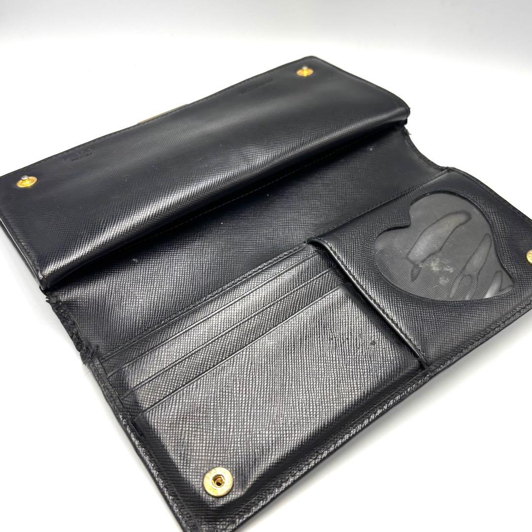 琥珀　　　　PRADA ブラックレザー 長財布　黒　プラダロゴ