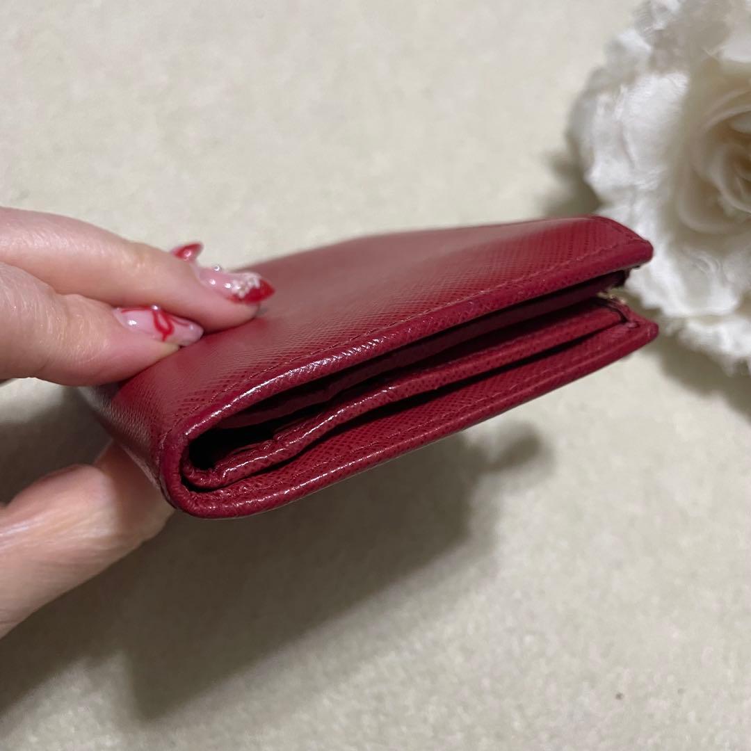 PRADA二つ折り財布♡サファイアーノ