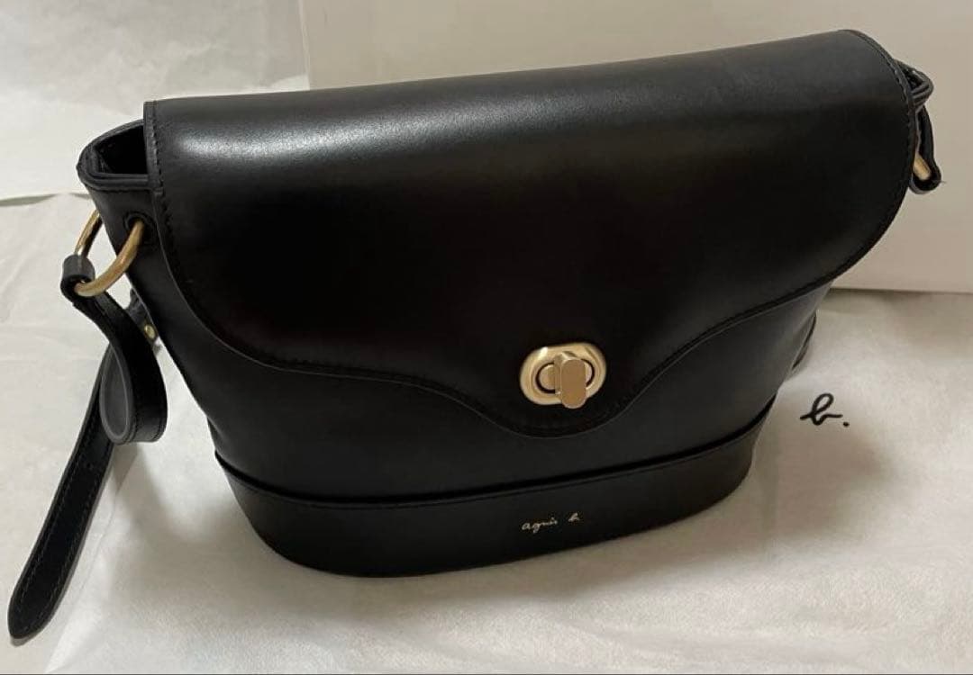 【美品】アニエスベー　ショルダーバッグ　牛革　ブラック