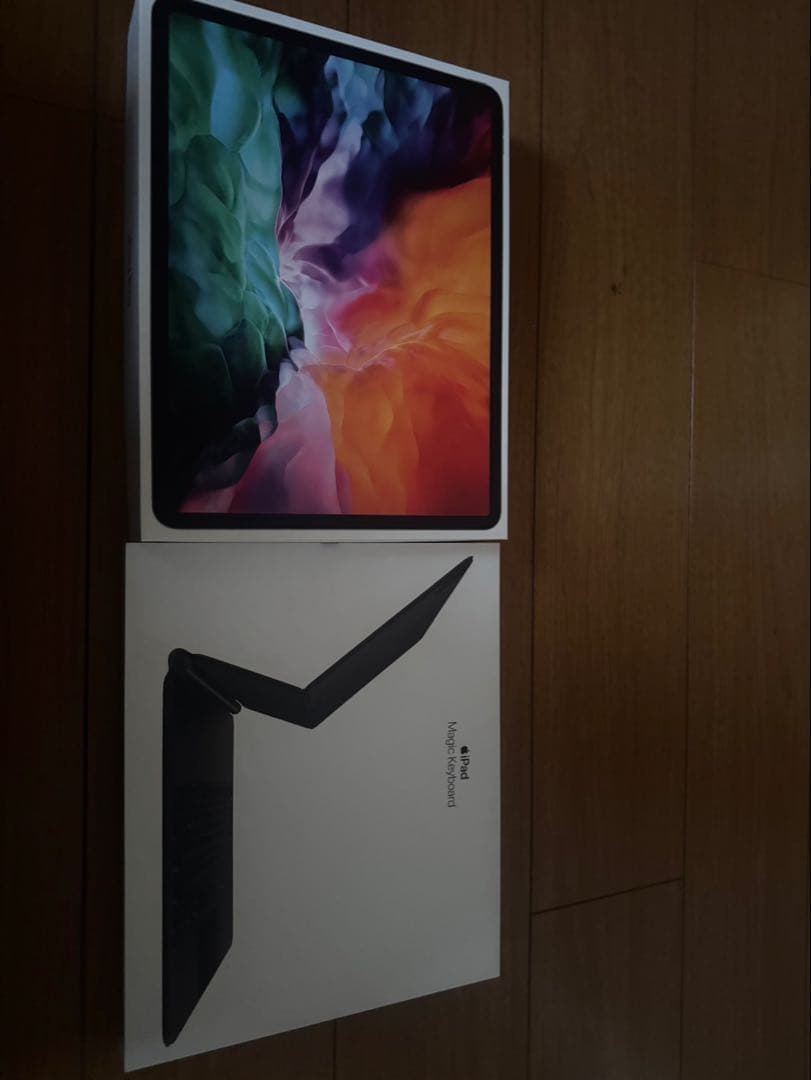 iPadPro 12、9インチ256GB第4世代 Magic Keyboard