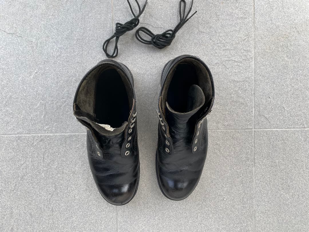 レッドウィング（RED WING）ブラックレザーブーツ　メンズ　黒