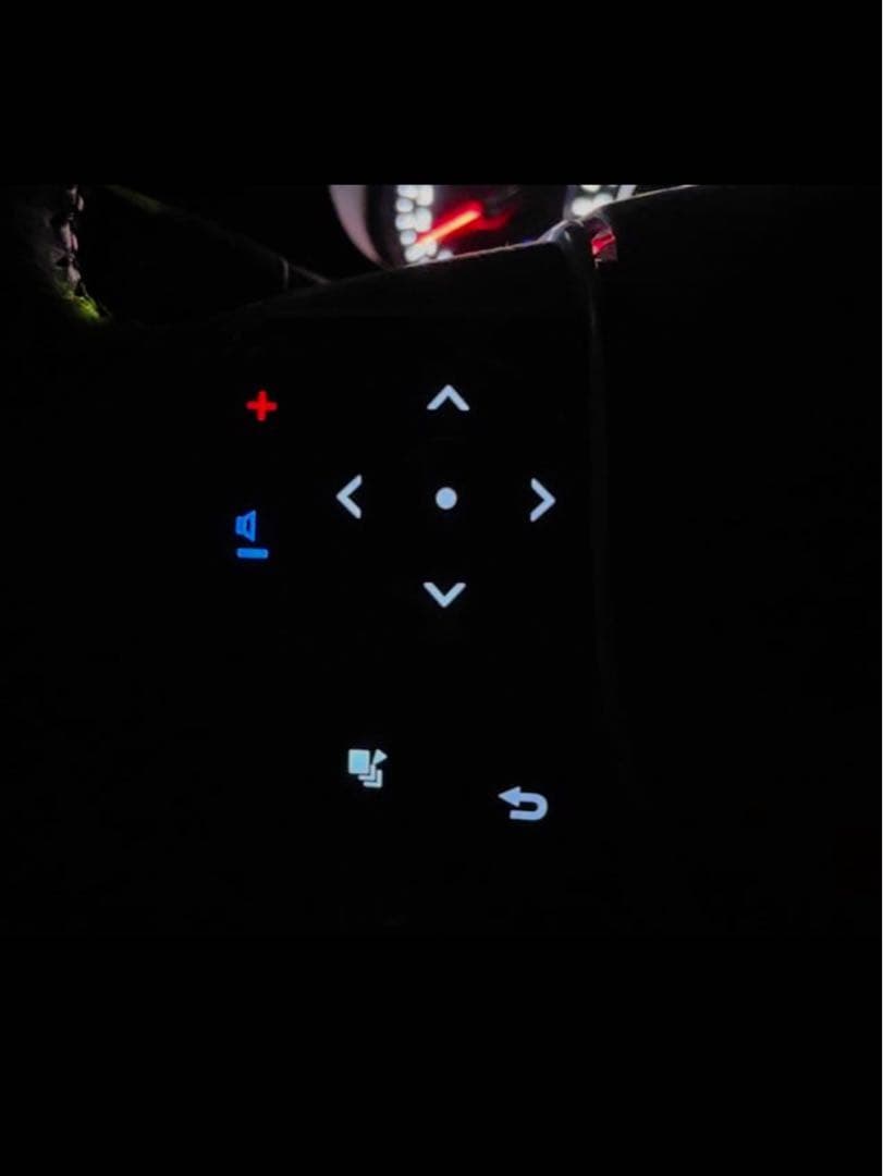 80系ノア、ヴォクシー、エスクァイア打ち替え済ステアリング左右スイッチ