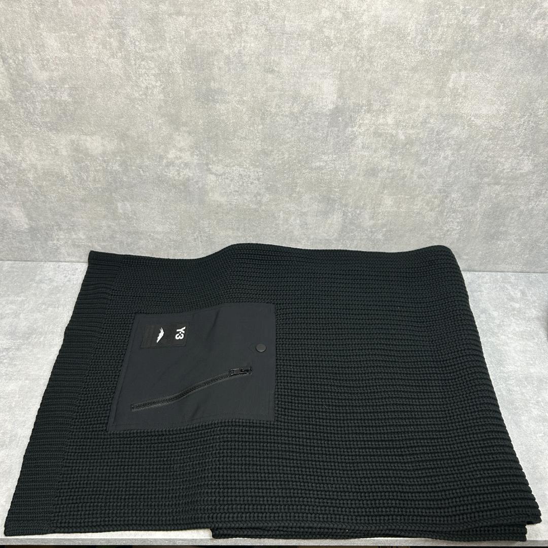Y-3 Patch-Pocket Scarf in Black ポケット付き