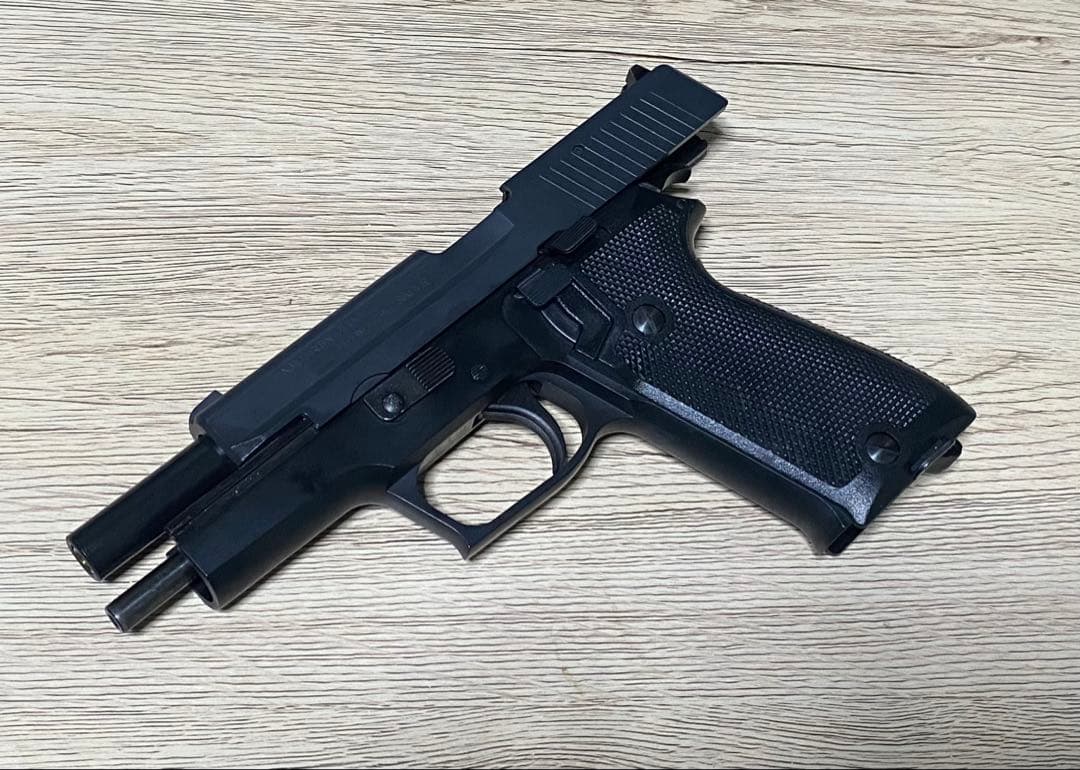 P220 IC ガスブローバック 9mm拳銃　タナカ