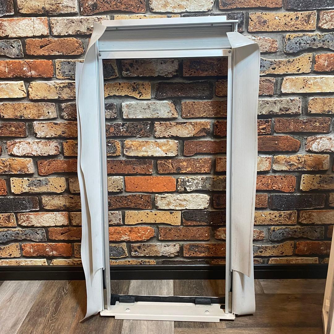 コイズミKOIZUMI窓用エアコン KAW-1984/W 2019年製4〜7畳用