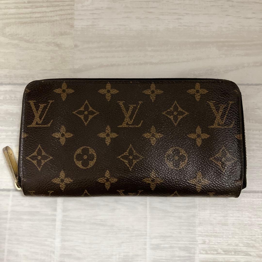 ルイヴィトン 長財布 ジッピーウォレット 新型モデル