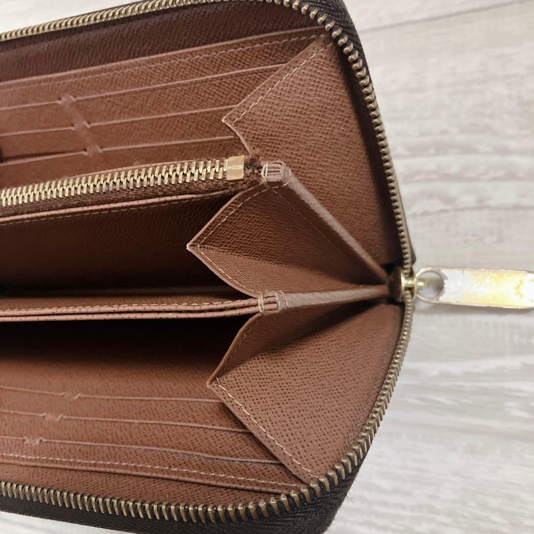 ルイヴィトン 長財布 ジッピーウォレット 新型モデル