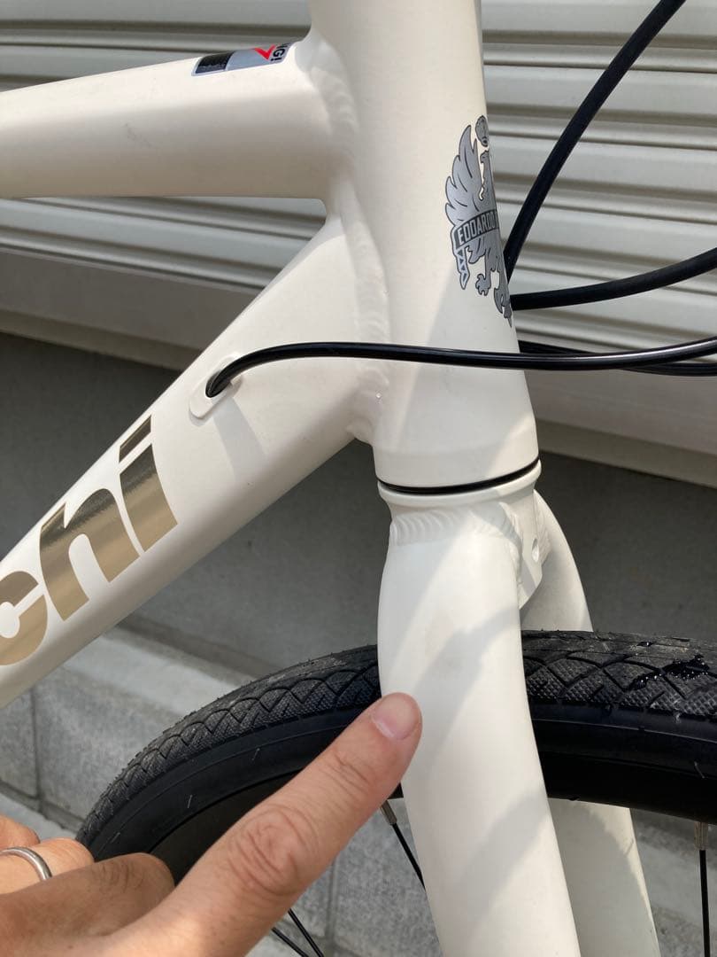 ビアンキ C-SPORT2 油圧ディスクブレーキ　　美品屋内保管　マットホワイト