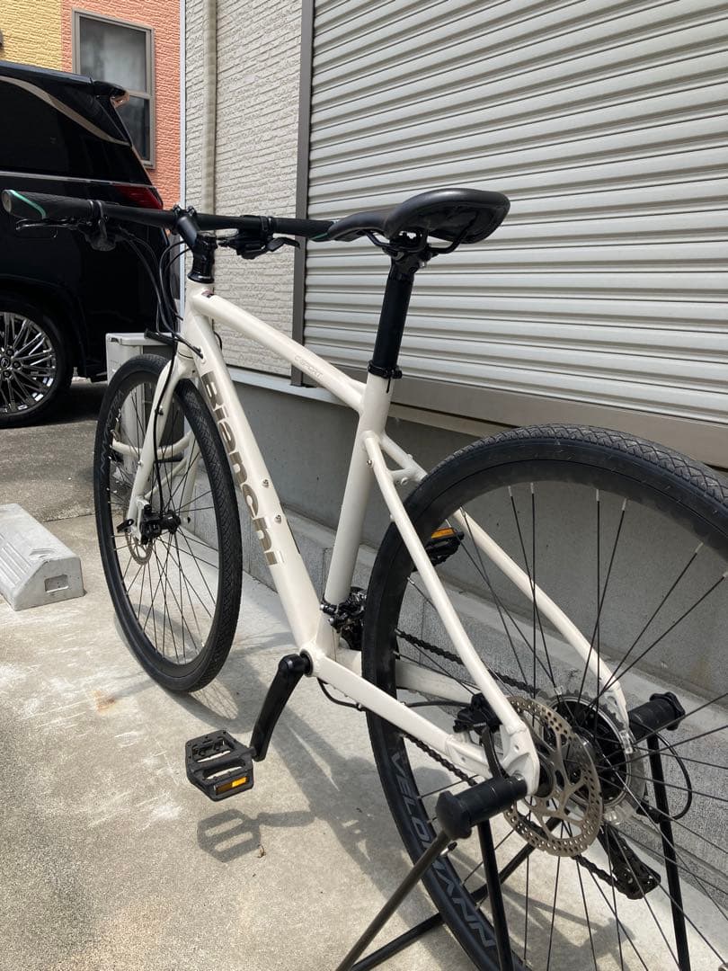 ビアンキ C-SPORT2 油圧ディスクブレーキ　　美品屋内保管　マットホワイト
