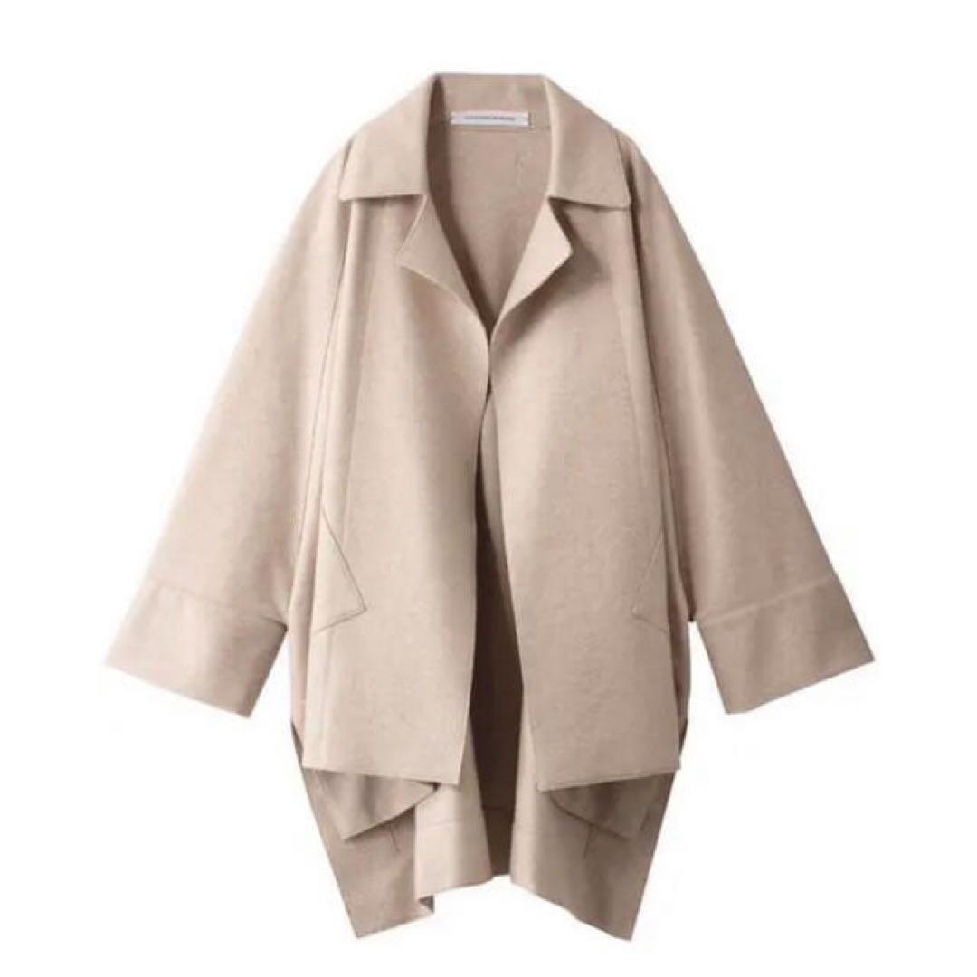✨極美品✨定価7.5万 コグザビックスモーク イエナ　スクエアコート　ベージュ