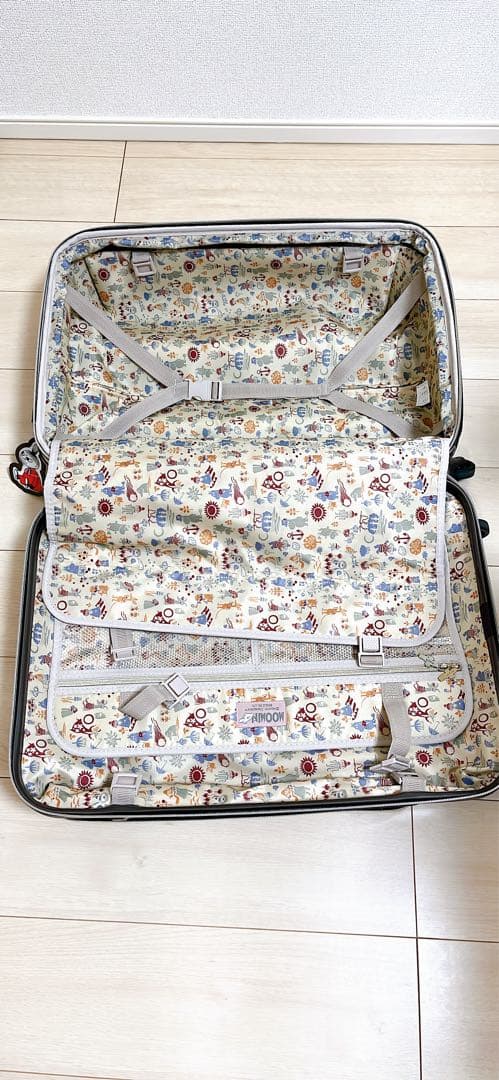 ムーミン フロントオープン型キャリーケース53L