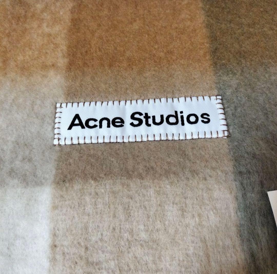 Acne Studios ウールマフラー ベージュ ブラウン