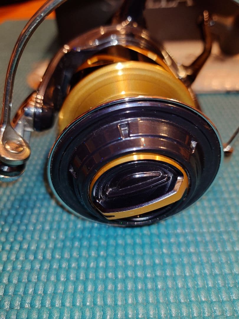 【週末セール】19ステラSW 14000PG　中古美品