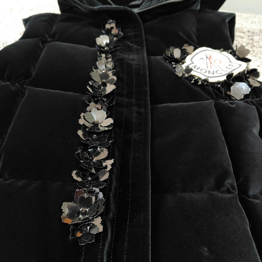モンクレール Gemma ジェマ ダウンベスト フード ファー ベルベット 黒