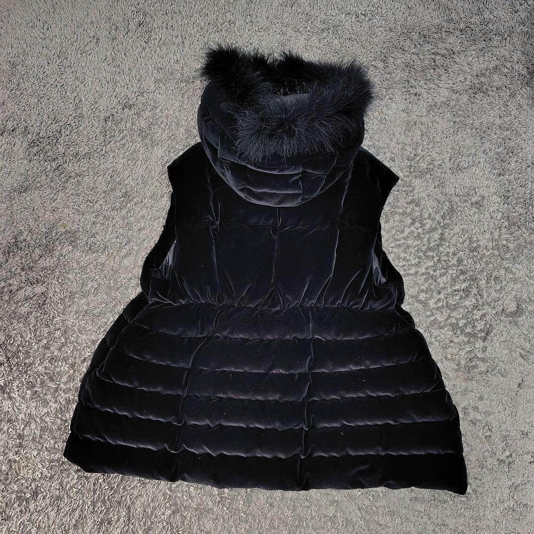 モンクレール Gemma ジェマ ダウンベスト フード ファー ベルベット 黒