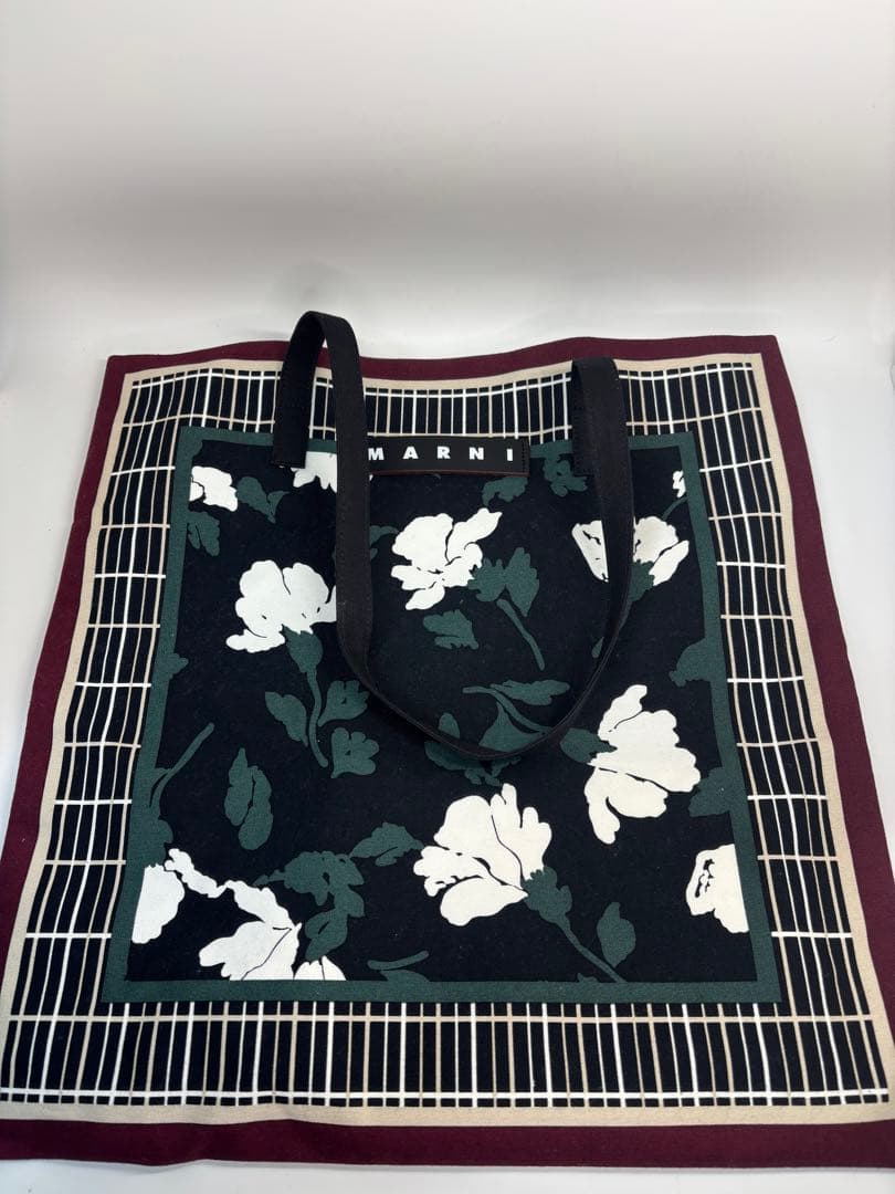 【新品未使用】MARNI マルニ バンダナプリントトートバッグ