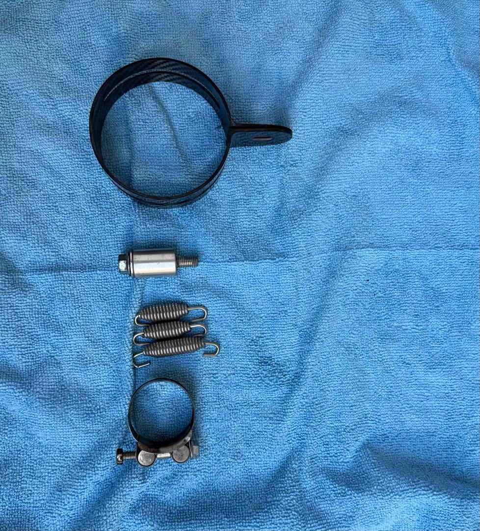 ホンダホーネット250LCIPARTS ショートカーボンスリップオンマフラー