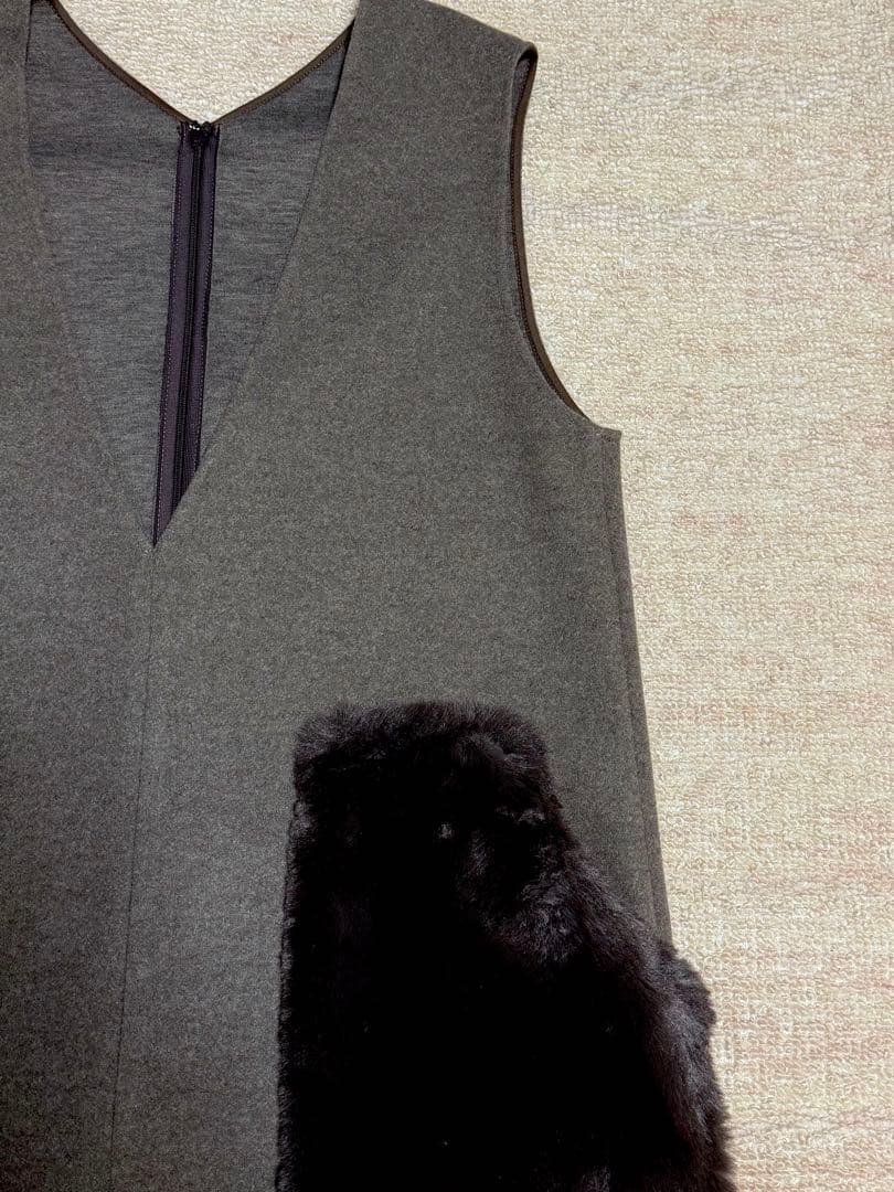 ☆新品☆ブラーミン ライトブラウン Vネック ファーポケット ジャンパースカート