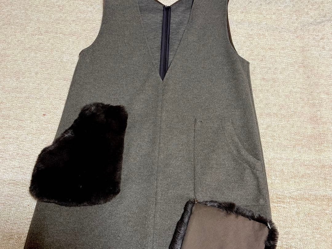 ☆新品☆ブラーミン ライトブラウン Vネック ファーポケット ジャンパースカート