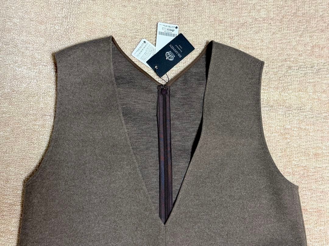 ☆新品☆ブラーミン ライトブラウン Vネック ファーポケット ジャンパースカート