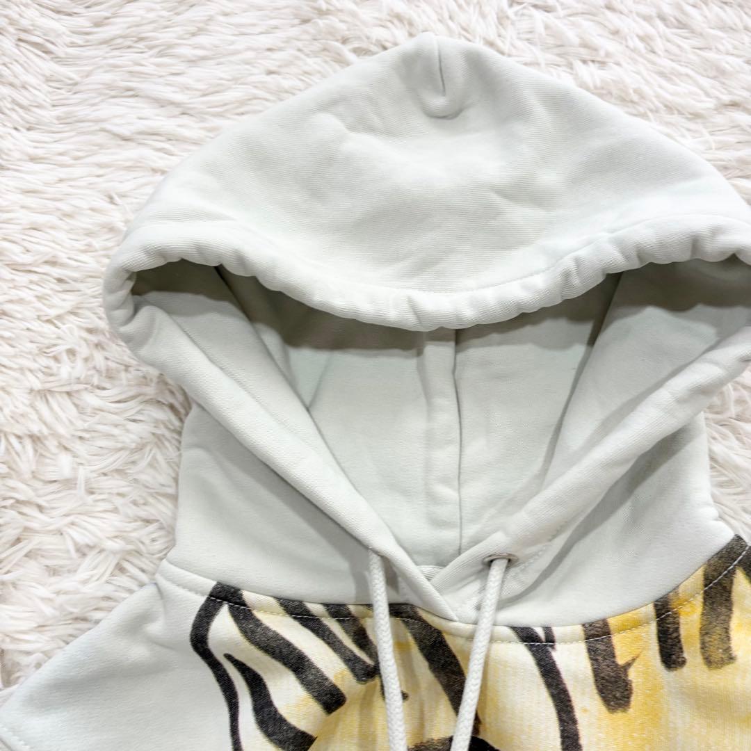 Heaven by Marc Jacobs ガーフィールド パーカー XS