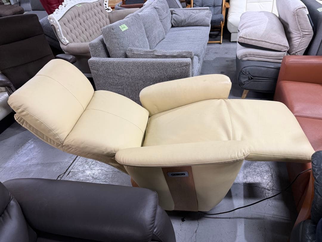 【濱田】電動リクライニングチェア クリーム色 s1057